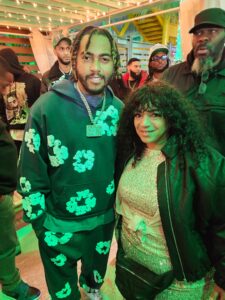 picture of deshawn jackson and shelly shell williams. Deshawn Jackson hosted a retirement party from the eagles. shelly shell williams phillys oprah attending the retirement party 